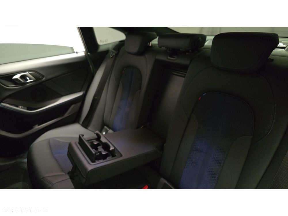 BMW Seria 2 218i M Sport - 23