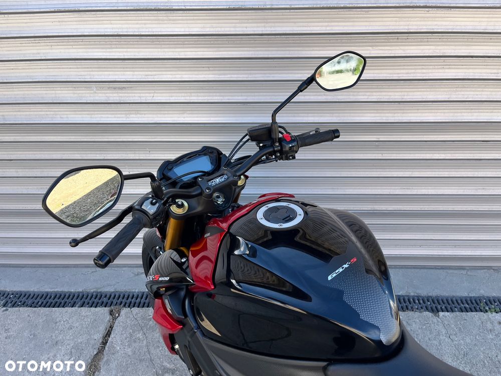 Suzuki GSX 1000 - 17