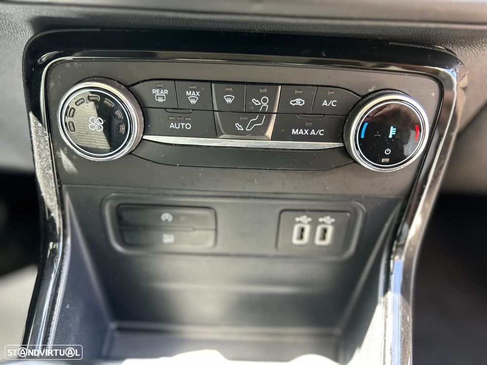 Ford EcoSport 1.0 EcoBoost Titanium Plus - 23