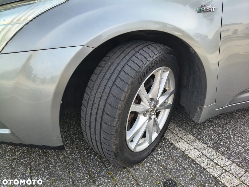 Toyota Avensis 2.2 D-4D Automatik Executive - 36