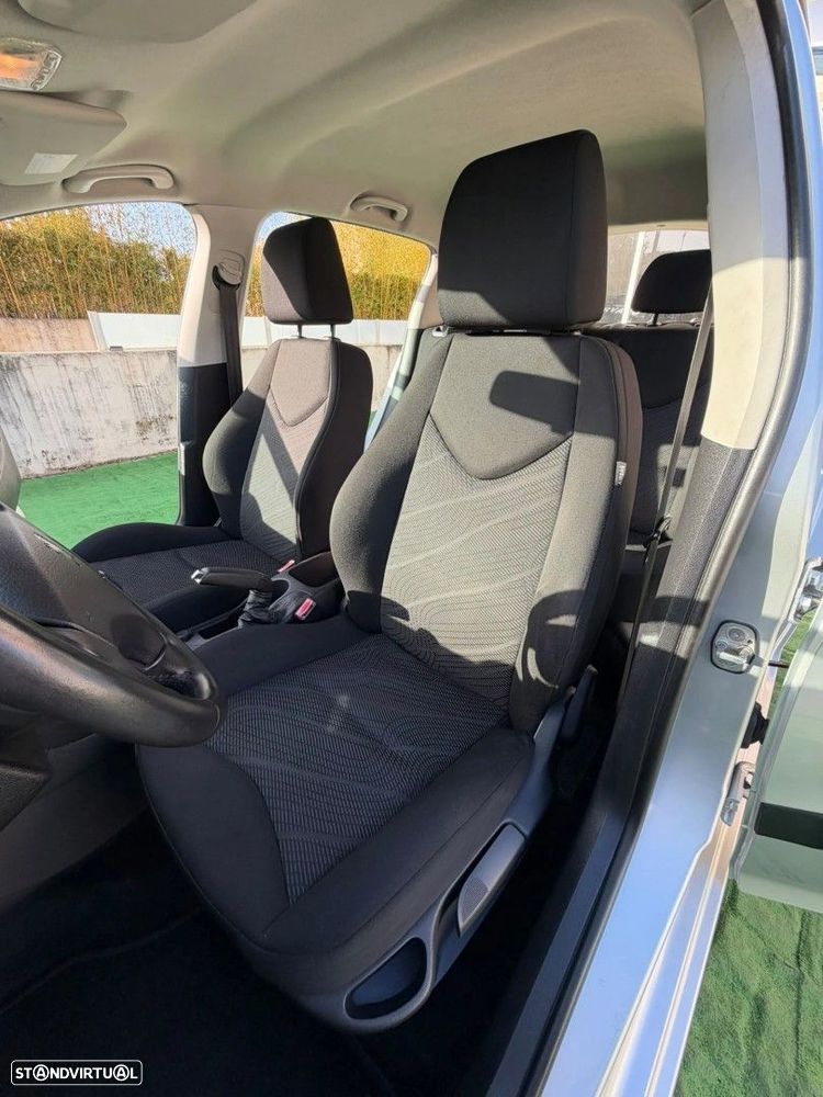 Peugeot 308 1.6 HDi Premium - 12