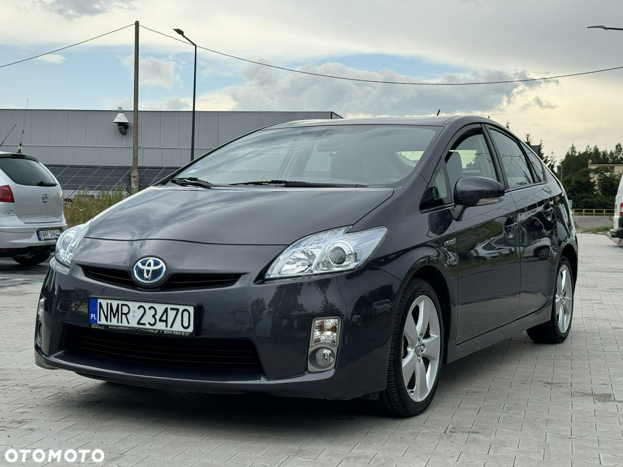 Toyota Prius 1.8 HSD Premium - 5