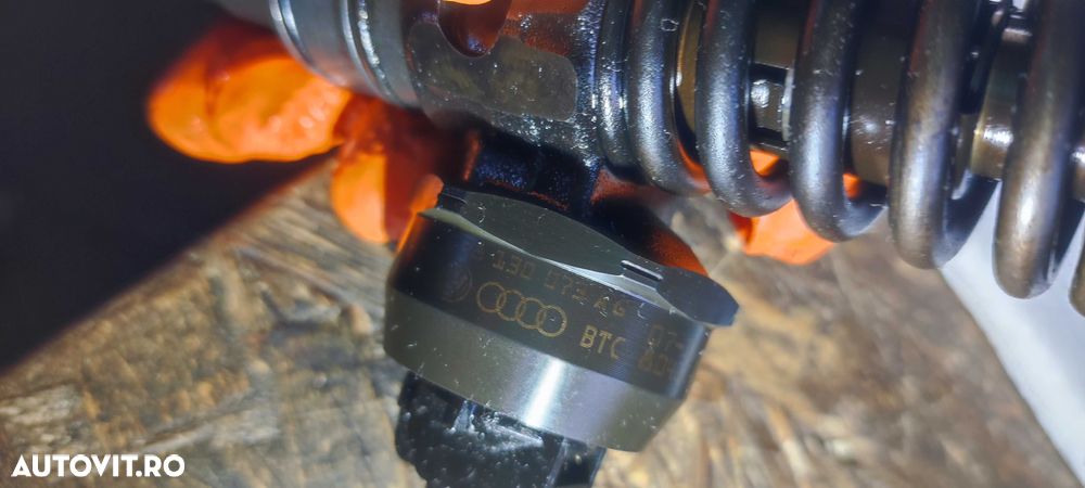 Injector, injectoare volkswagen vw golf 5 break an 2008 cod BXE cod 038130073AG - BA - 8