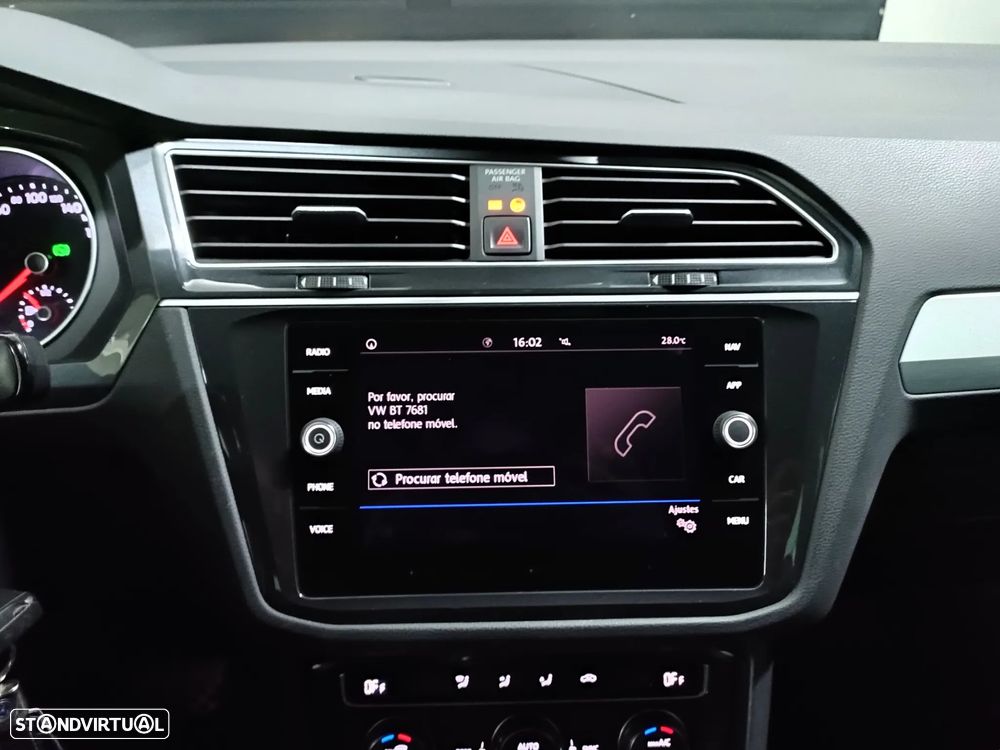 VW Tiguan 1.5 TSI Confortline - 17