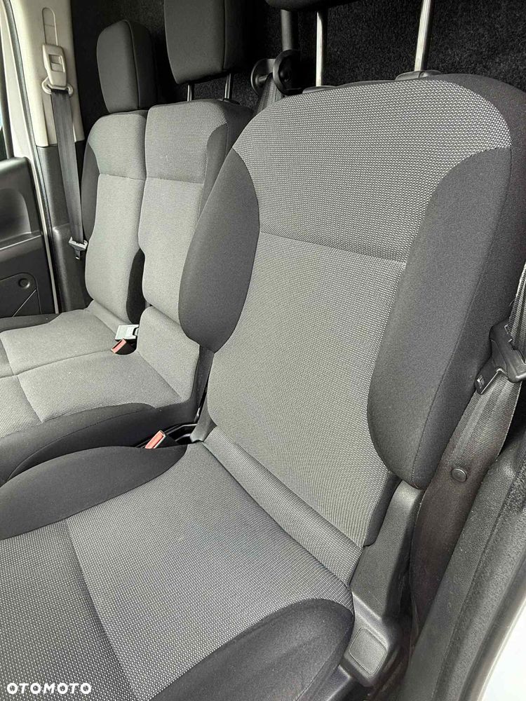 Citroën BERLINGO - 9