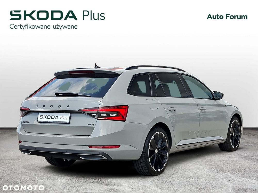 Skoda Superb 2.0 TDI SCR 4x4 Sportline DSG - 6