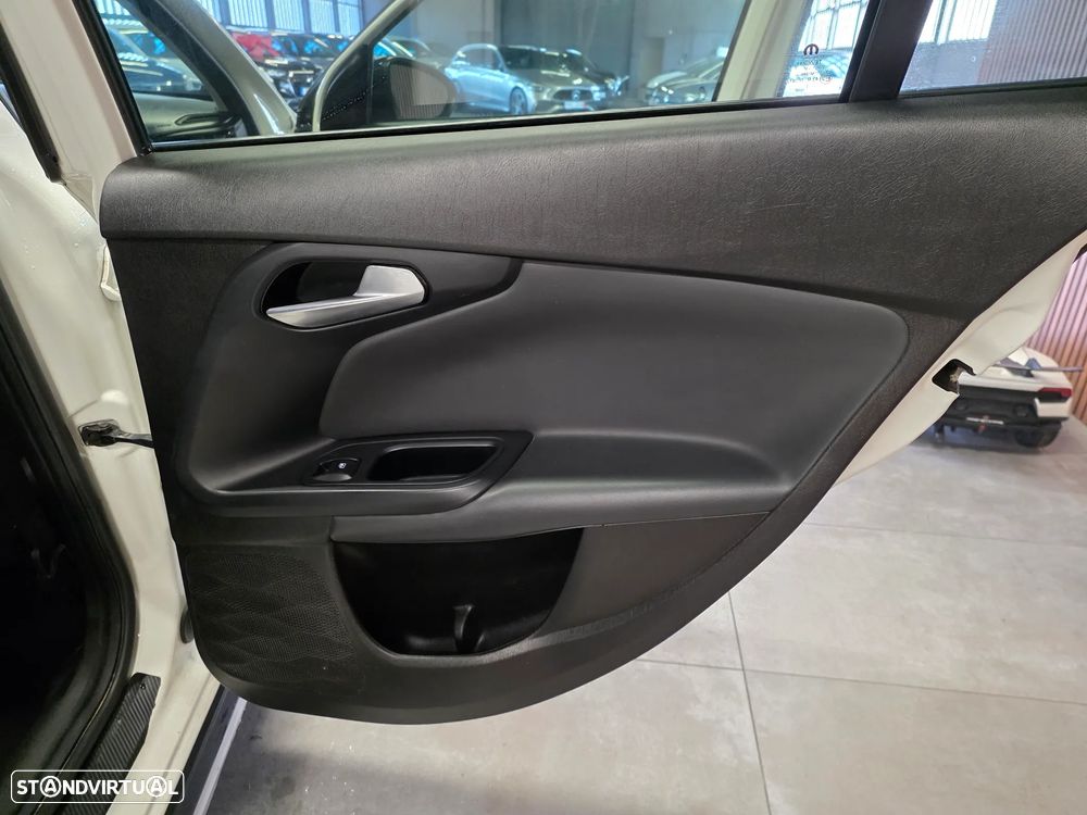 Fiat Tipo Cross 1.3 Multijet - 31