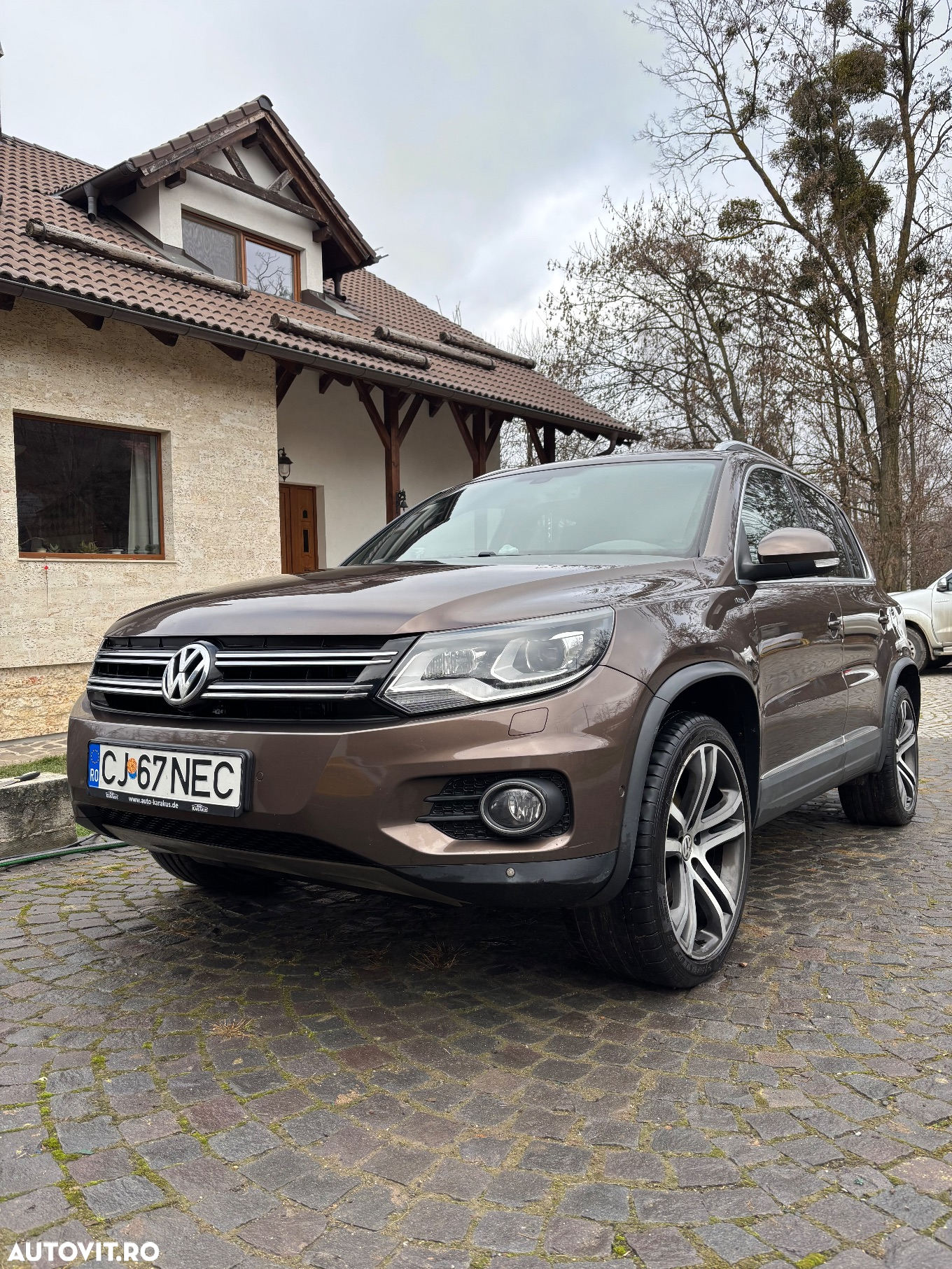 Volkswagen Tiguan 2.0 TDI DPF 4Motion BlueMotion Technology DSG Cup Track & Style - 6