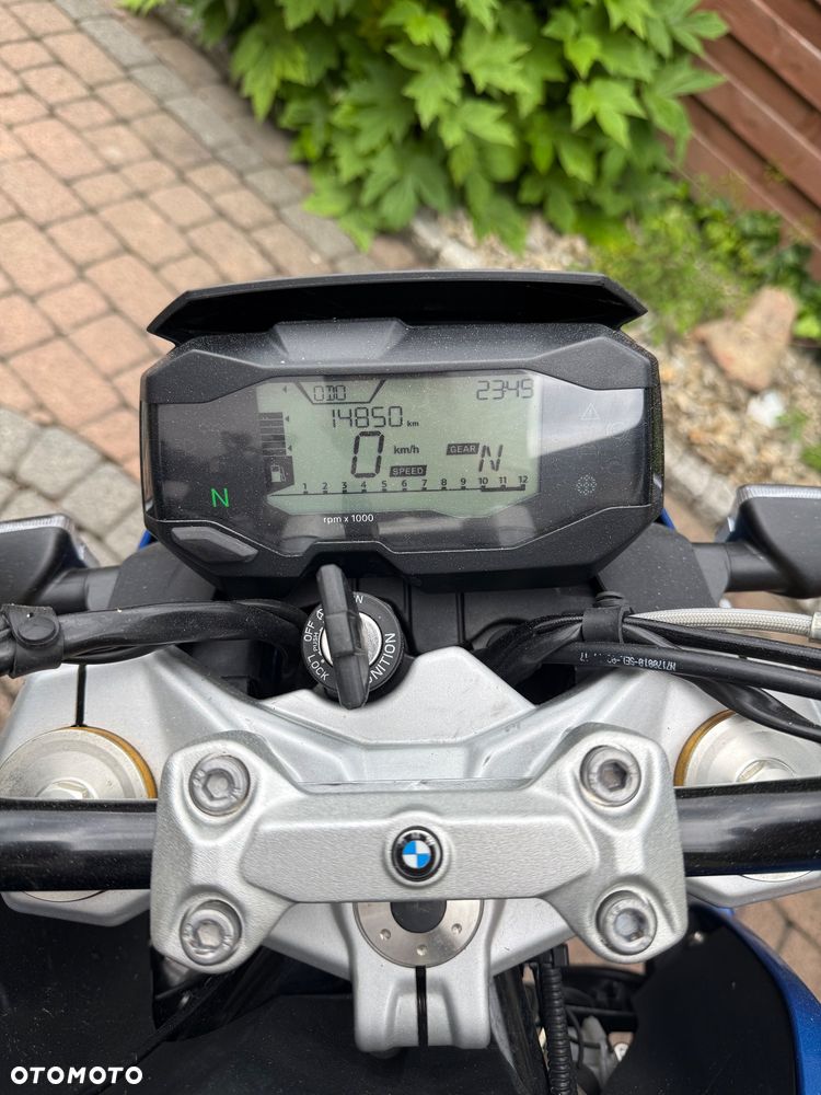 BMW G - 11