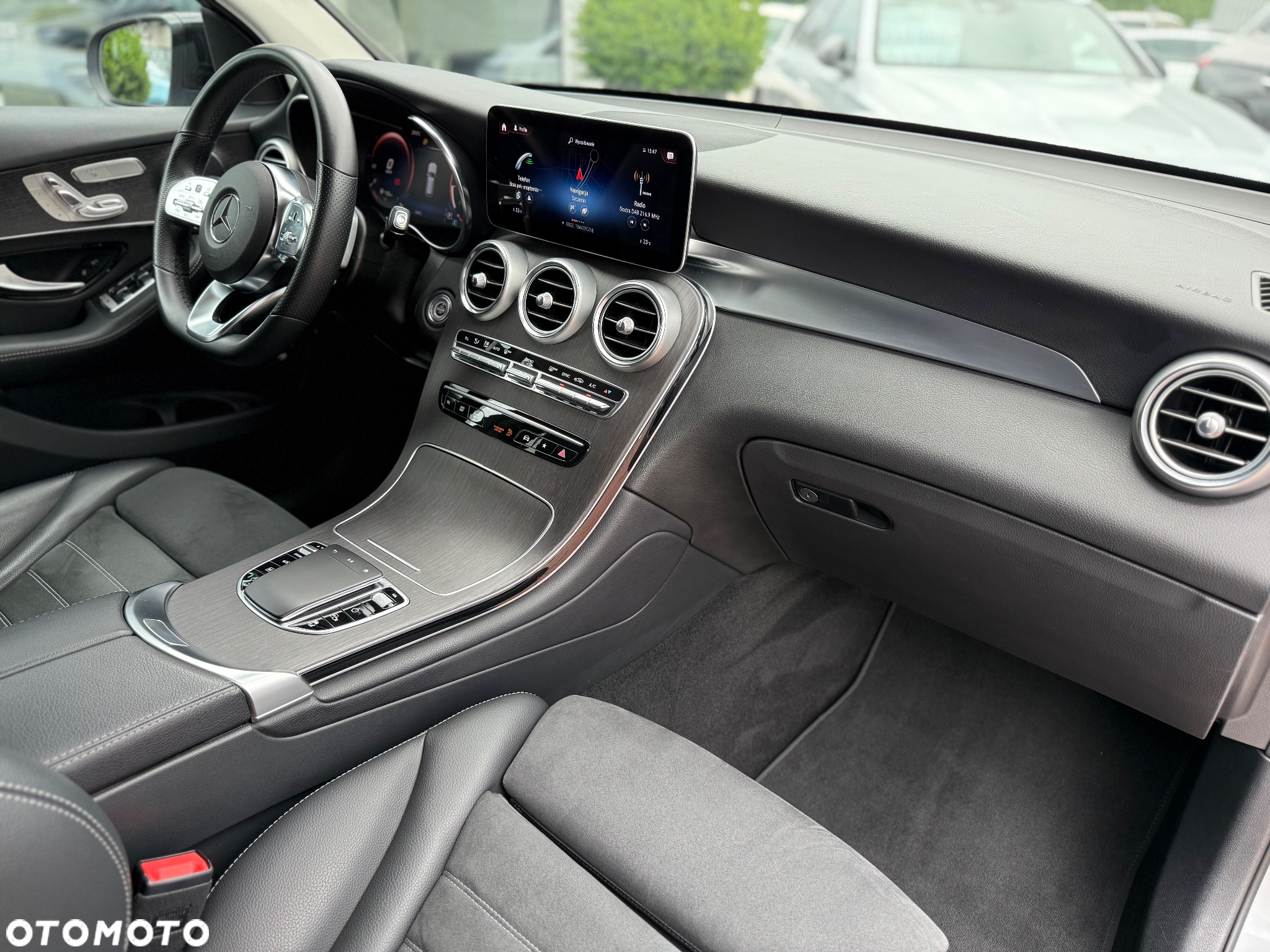 Mercedes-Benz GLC 220 d 4Matic 9G-TRONIC AMG Line Plus - 5