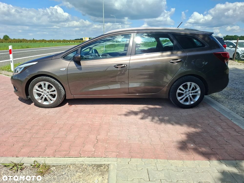 Kia Ceed - 5