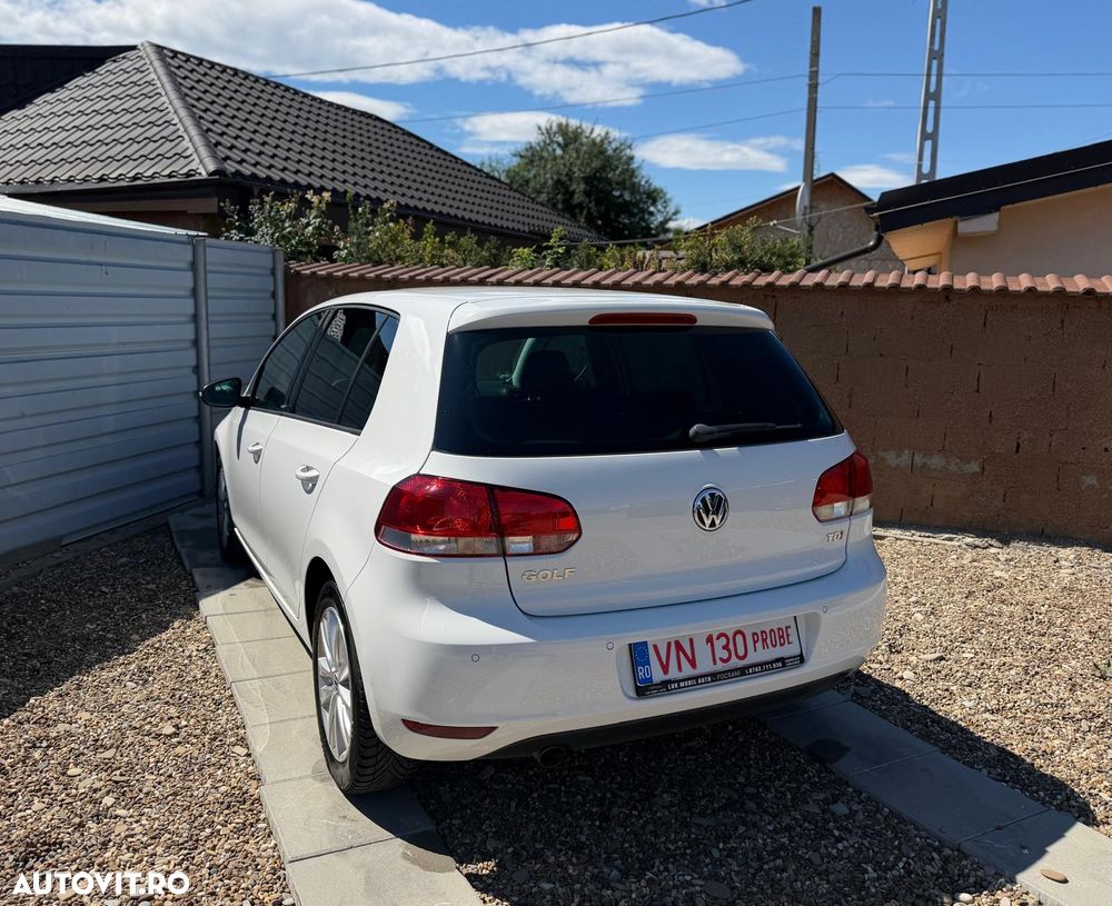 Volkswagen Golf 1.6 TDI DPF Style - 4