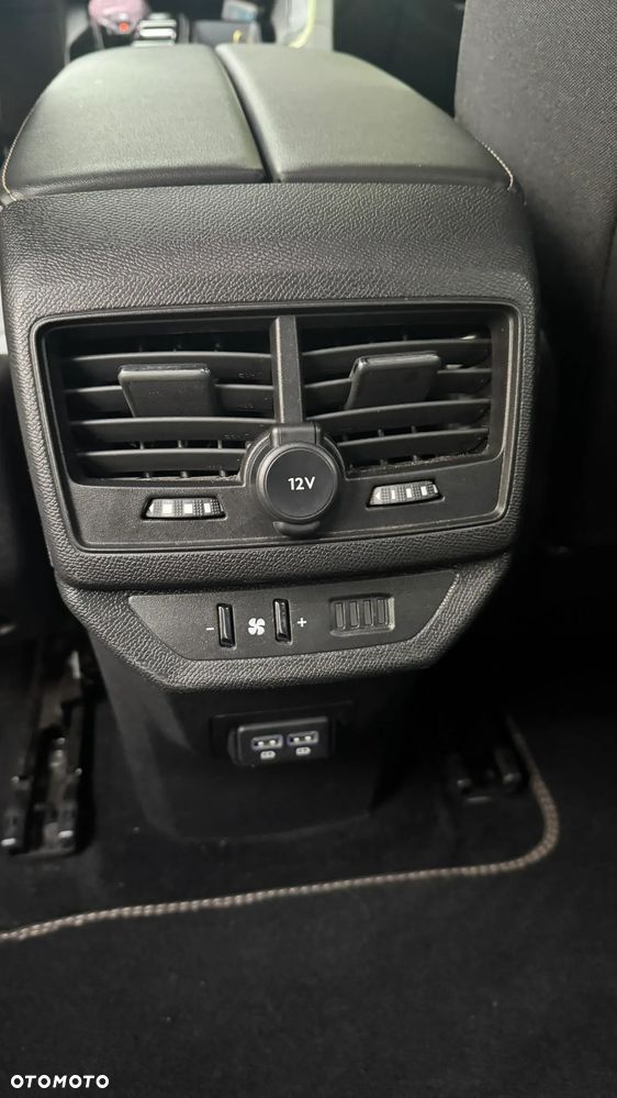 Peugeot 5008 - 19