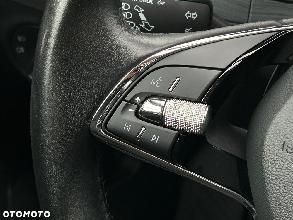 Skoda Superb 2.0 TSI Ambition DSG - 24