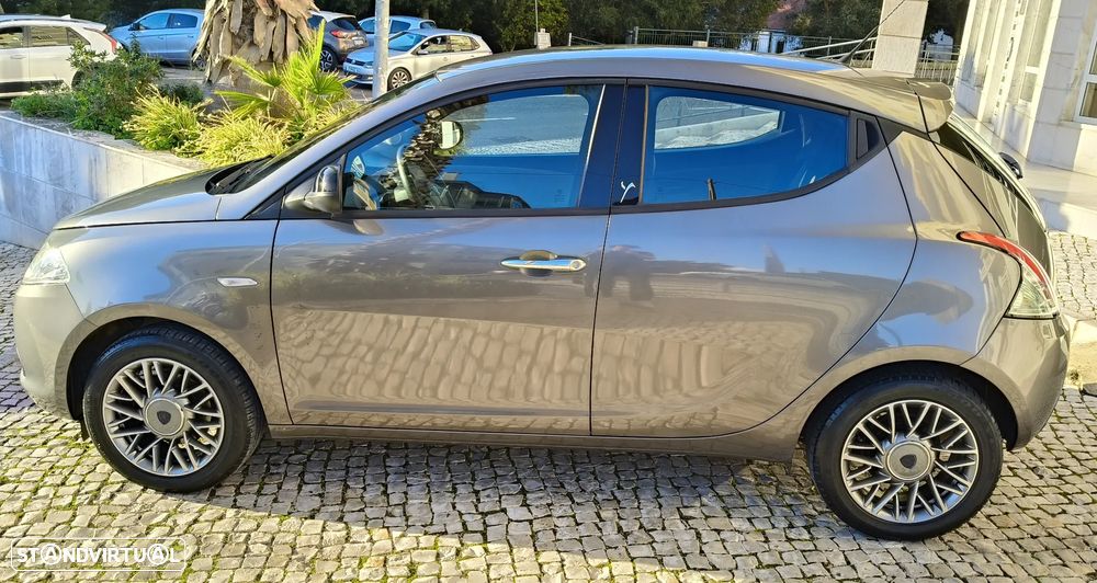 Lancia Ypsilon 1.2 S&S Platinum - 8