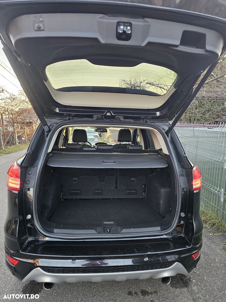 Ford Kuga - 9
