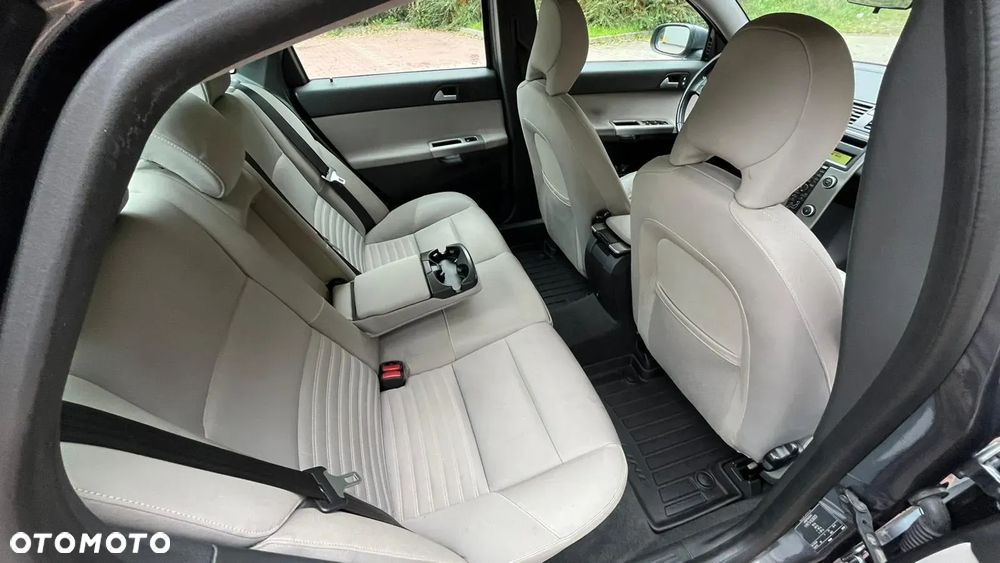Volvo S40 2.0D Kinetic - 13