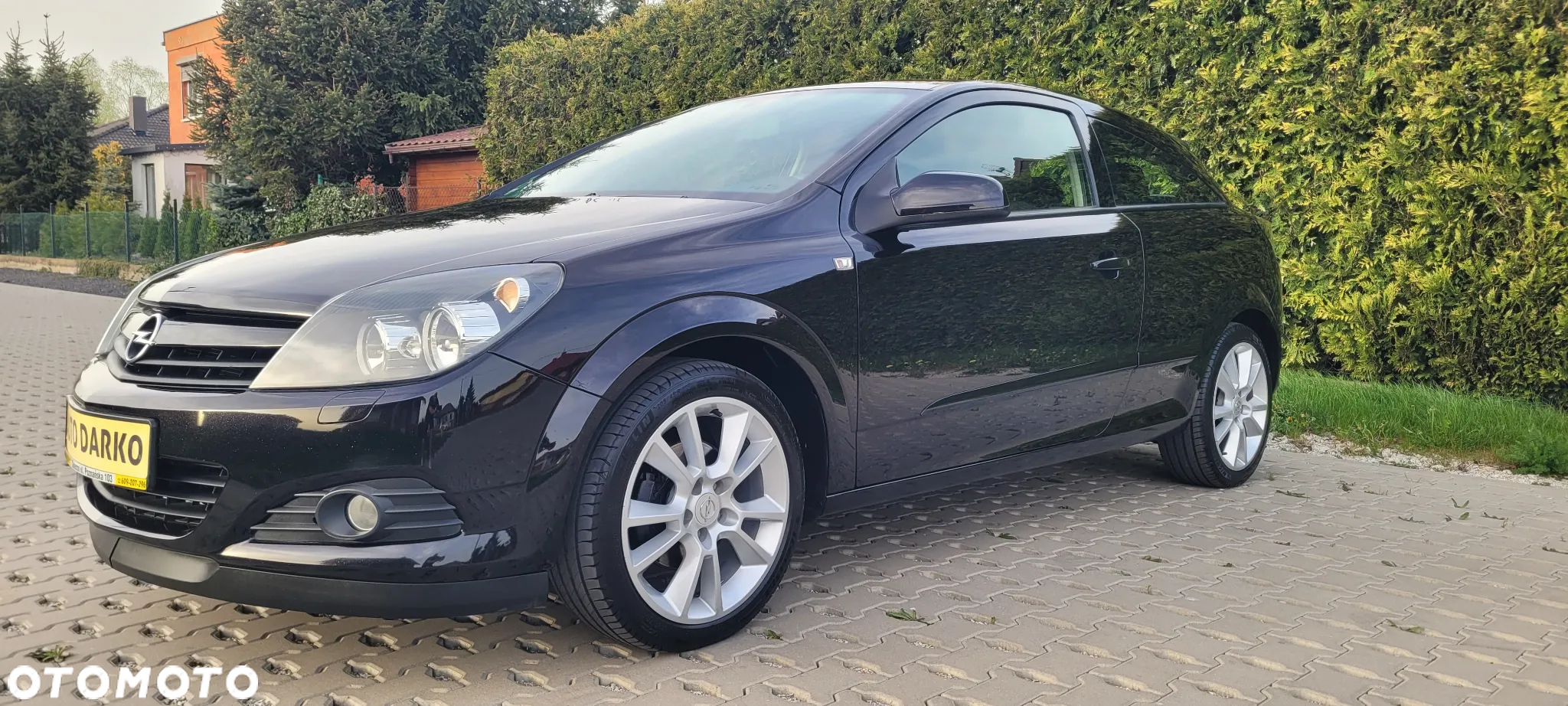 Opel Astra GTC 1.6 - 26