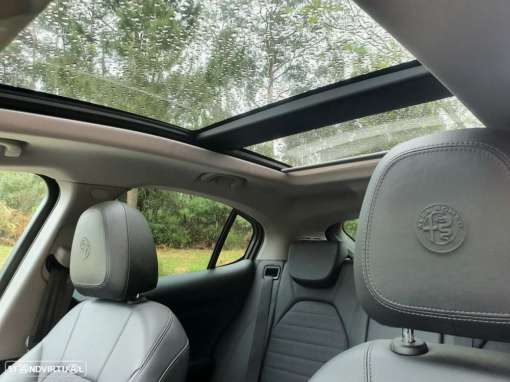 Alfa Romeo Stelvio 2.2 D B-Tech AT8 - 2