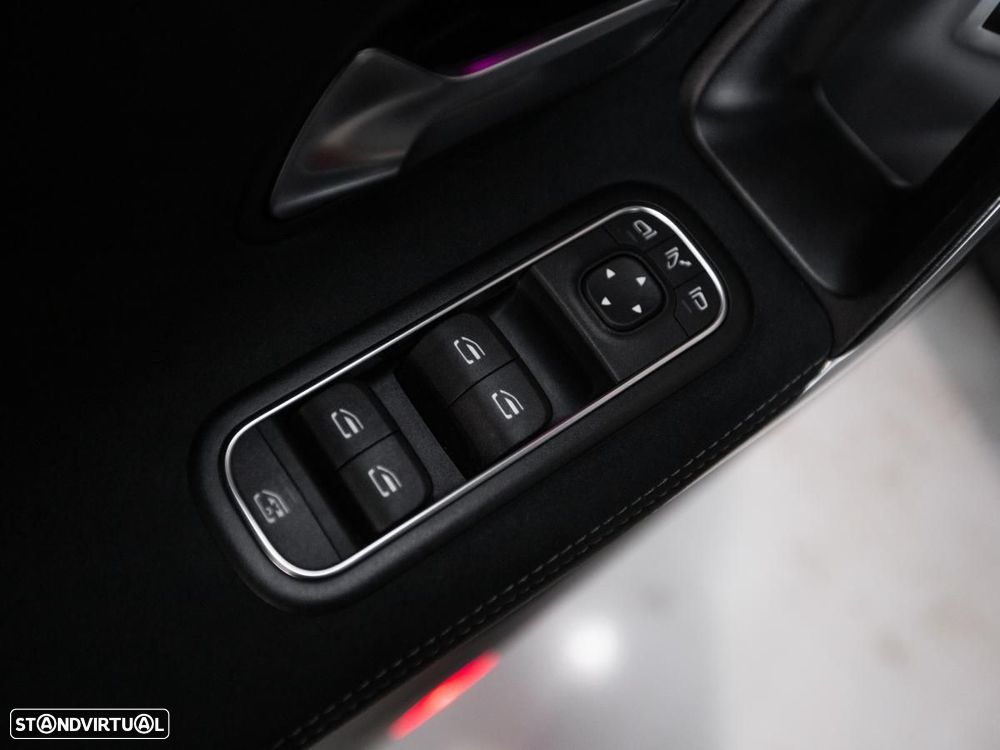 Mercedes-Benz CLA 250 e Shooting Brake 8G-DCT AMG Line - 16