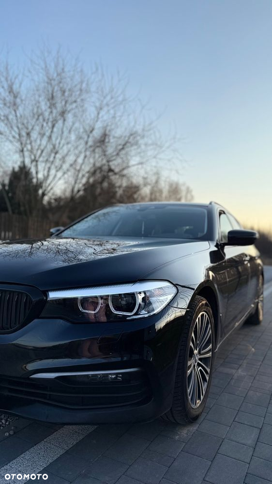 BMW Seria 5 518d - 12