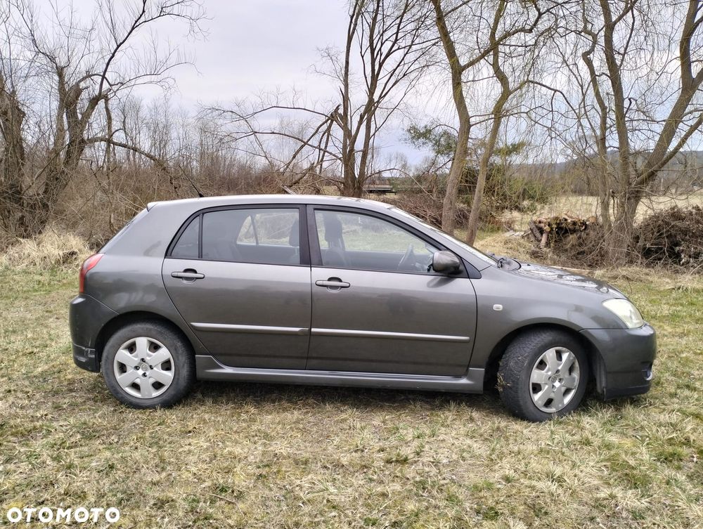Toyota Corolla 2.0 D-4D Executive - 4