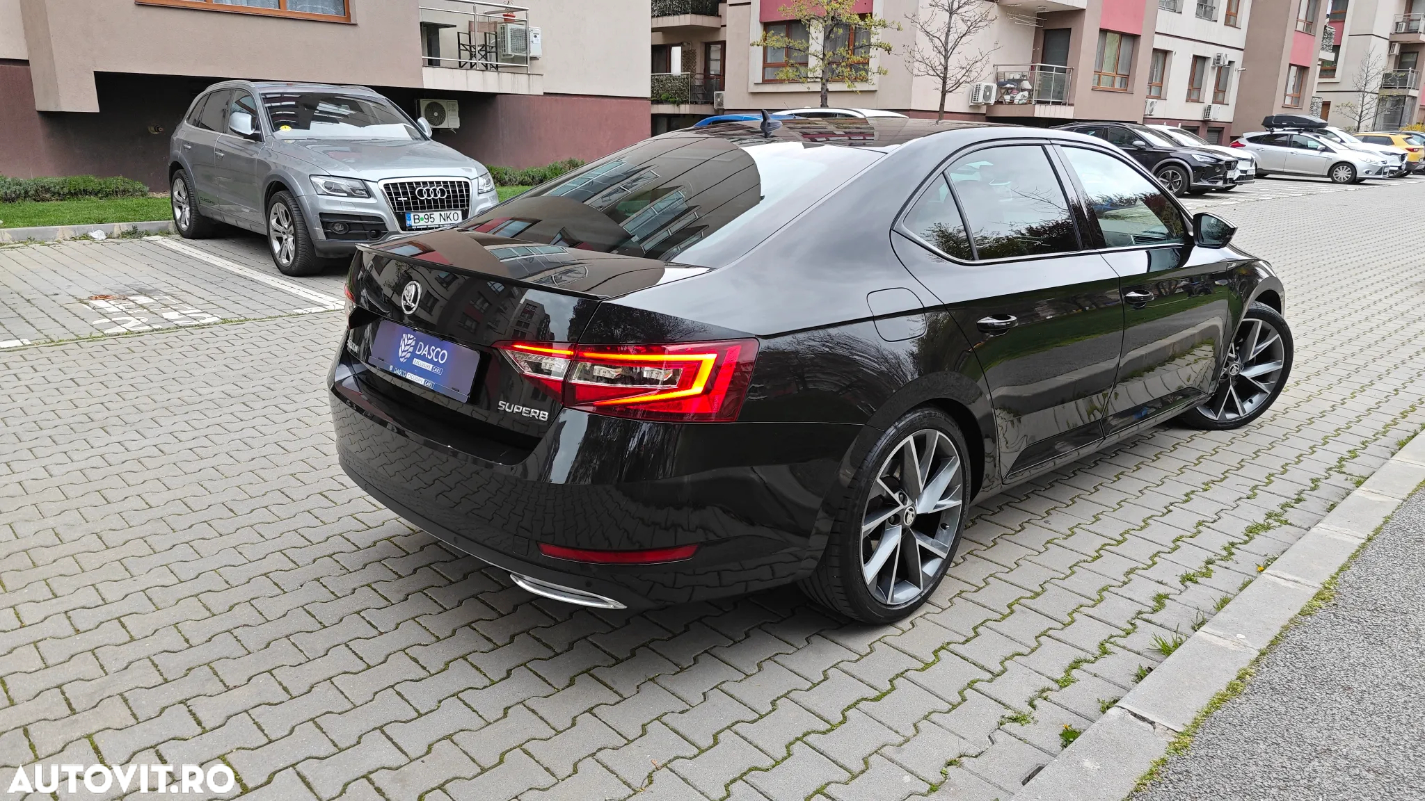 Skoda Superb 2.0 TDI DSG Sportline - 14