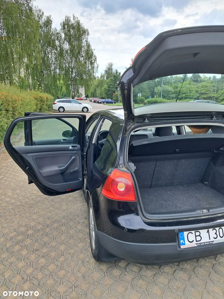 Volkswagen Golf 1.9 TDI Trendline - 12