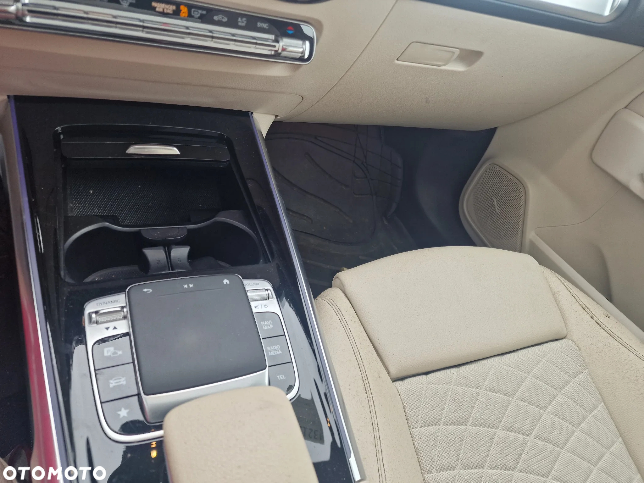Mercedes-Benz GLB 200 d 8G-DCT AMG Line - 19