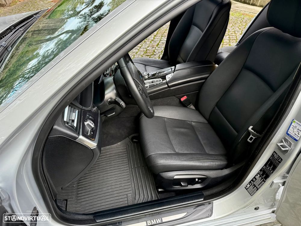 BMW 525 d Line Modern Auto - 17