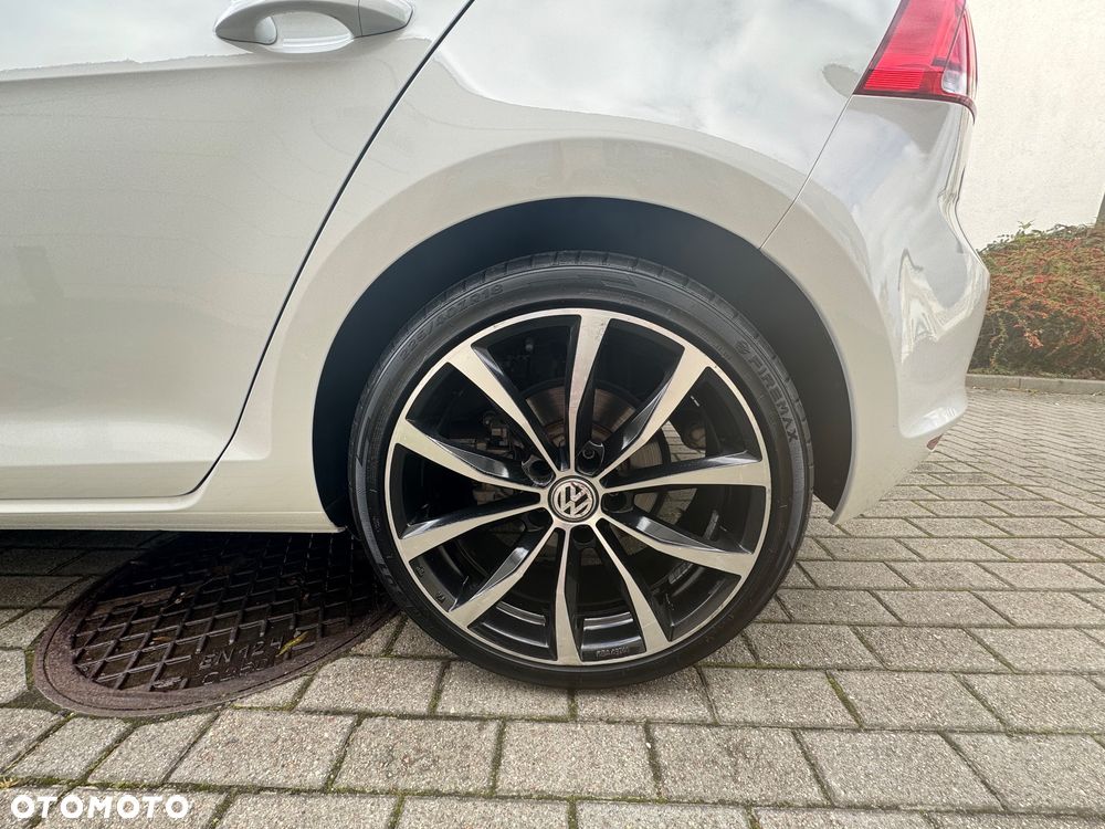 Volkswagen Golf 1.4 TSI BlueMotion Technology DSG Comfortline - 12