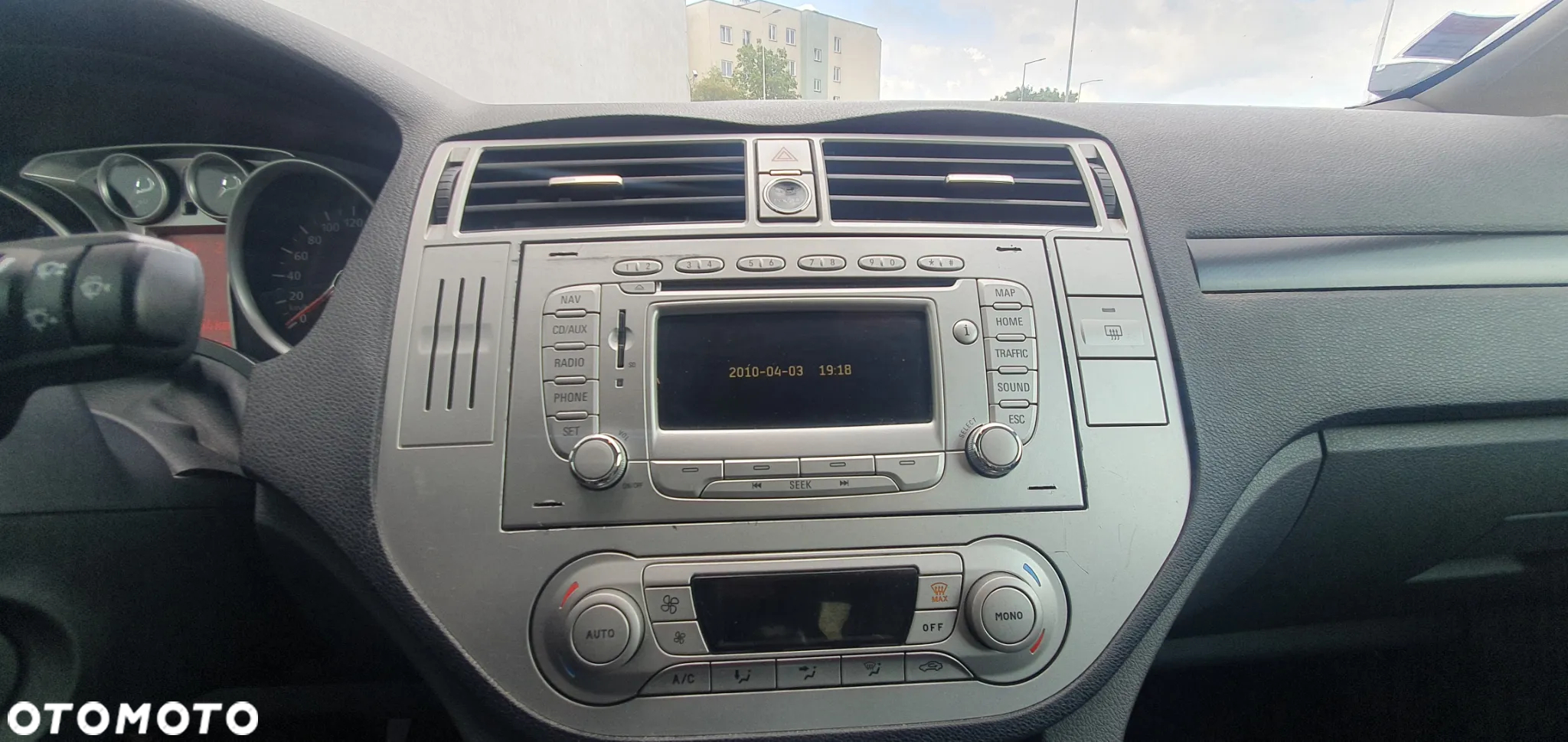 Ford Kuga 2.0 TDCi 4x4 Trend - 6