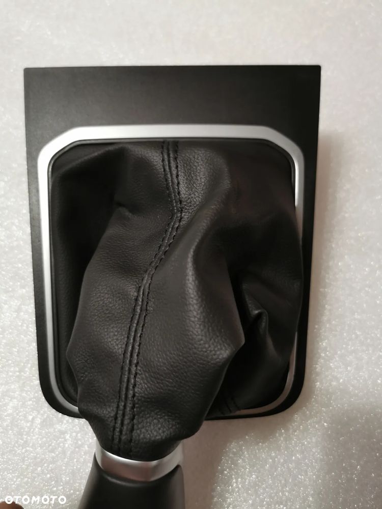 VW Caddy V 2K7 Gałka zmiany biegów mieszek ramka - 2