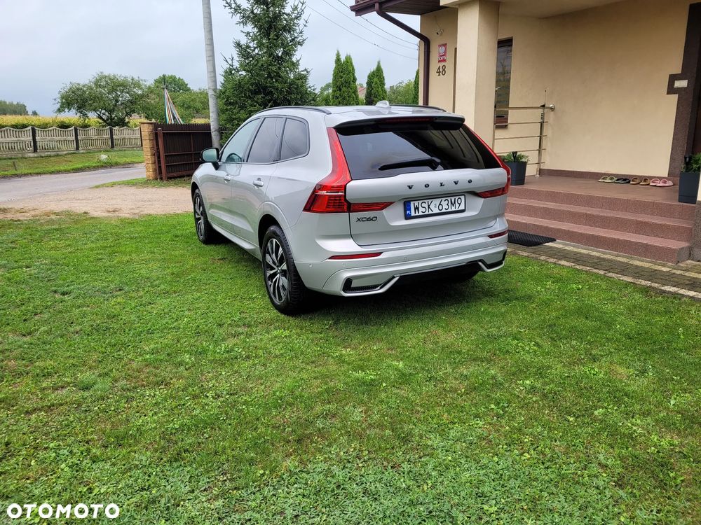 Volvo XC 60 B5 B AWD Plus Dark - 10