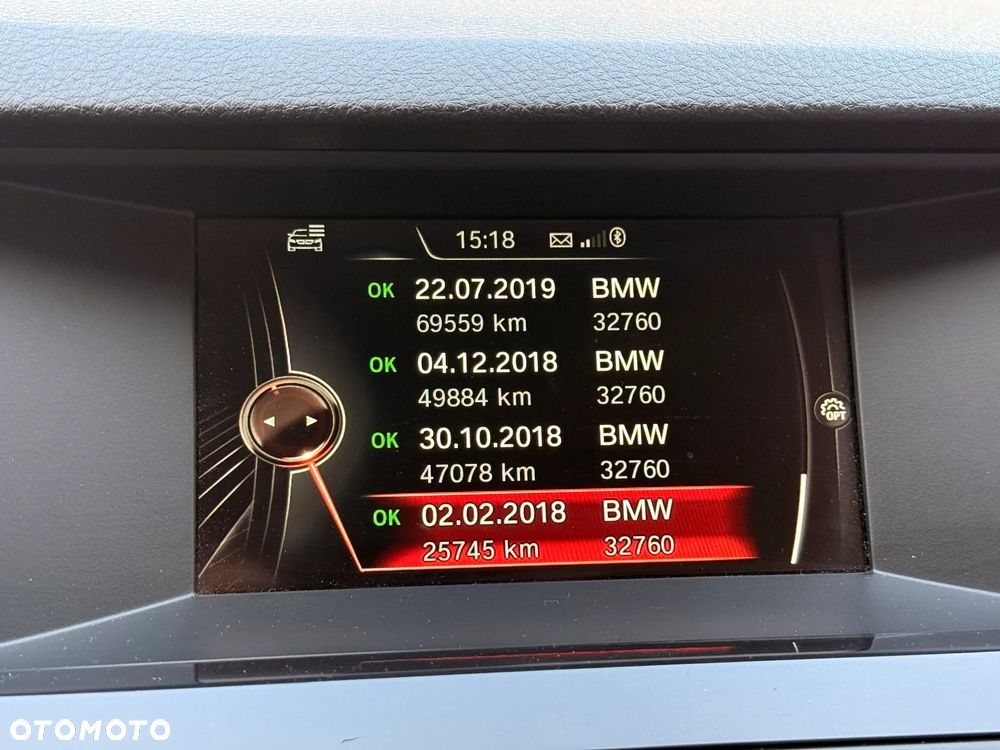 BMW Seria 5 525d - 23