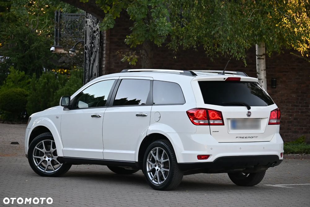 Fiat Freemont 2.0 Multijet 16V DPF Automatik Allrad Lounge - 10