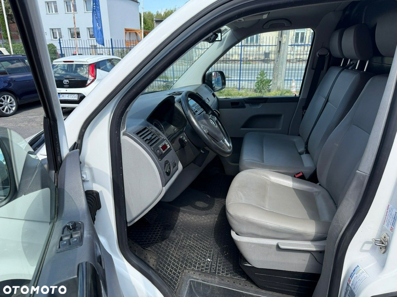 Volkswagen Transporter - 8