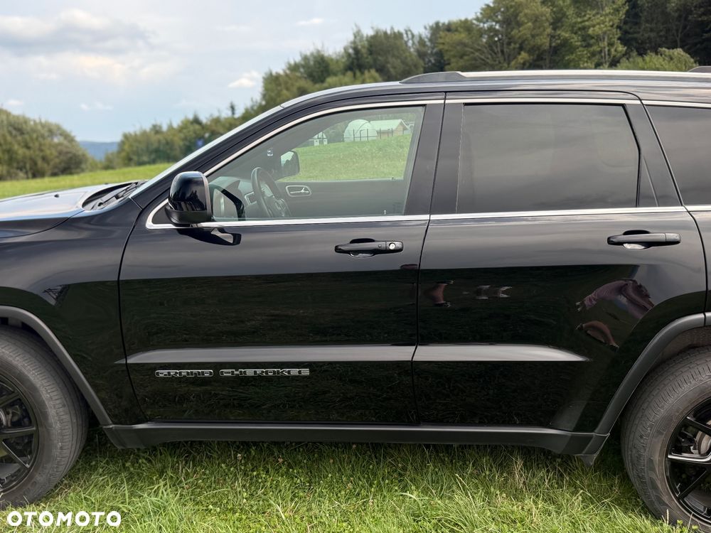 Jeep Grand Cherokee - 19