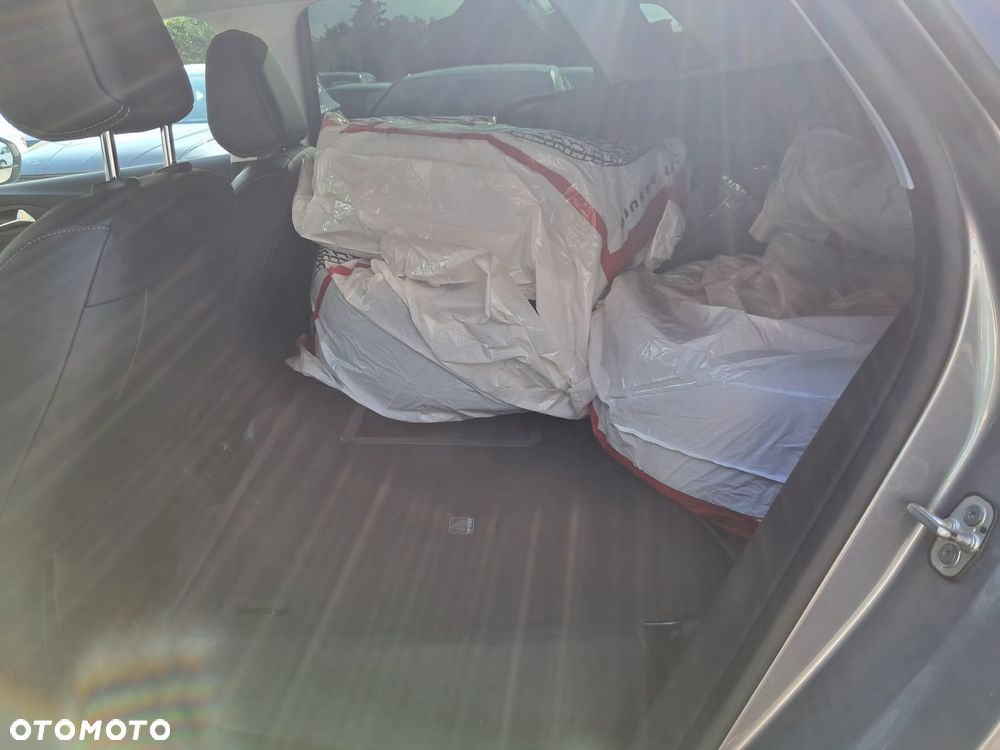 Opel Grandland X 1.6 T Ultimate S&S - 26