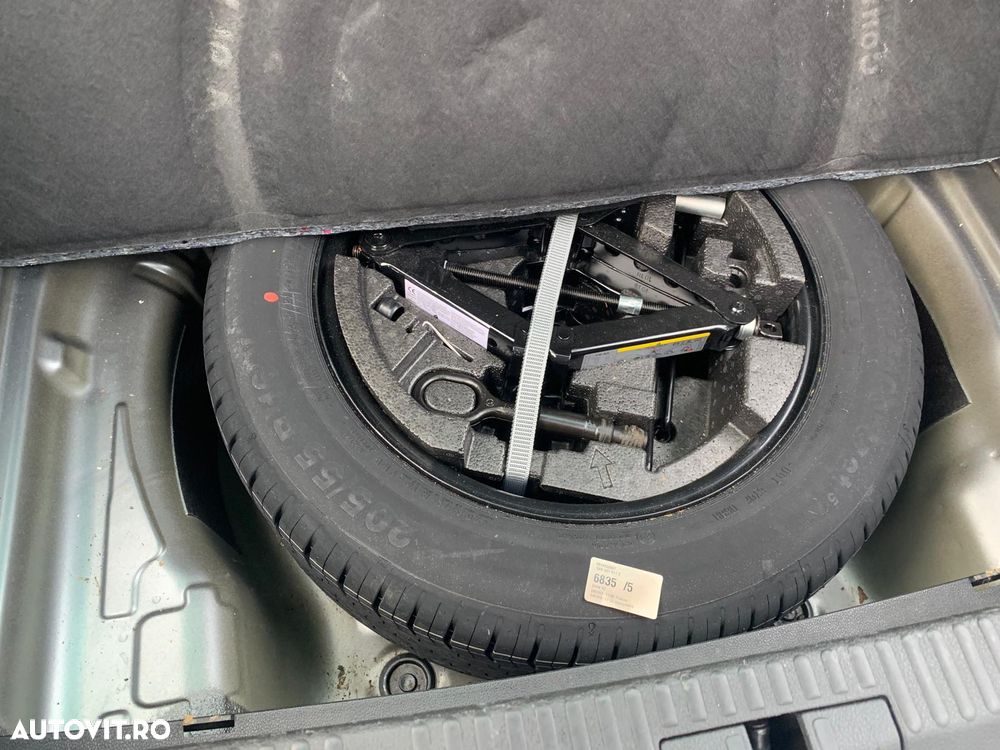 Skoda Superb 2.0 TDI DSG Ambition - 7