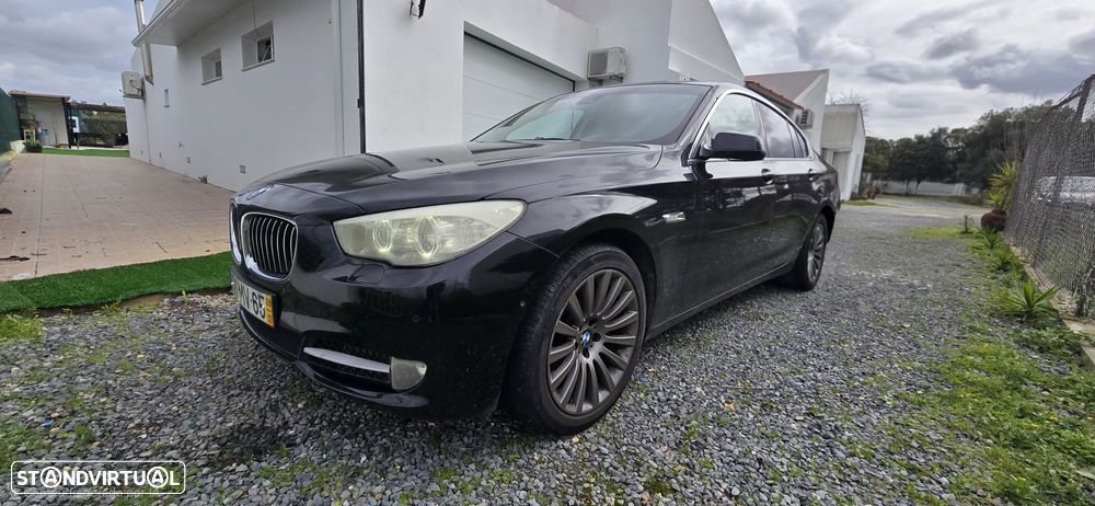 BMW 530 Gran Turismo d - 13