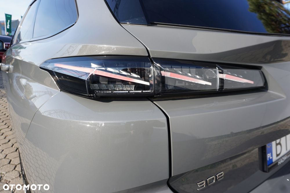 Peugeot 308 1.2 PureTech GT S&S EAT8 - 11