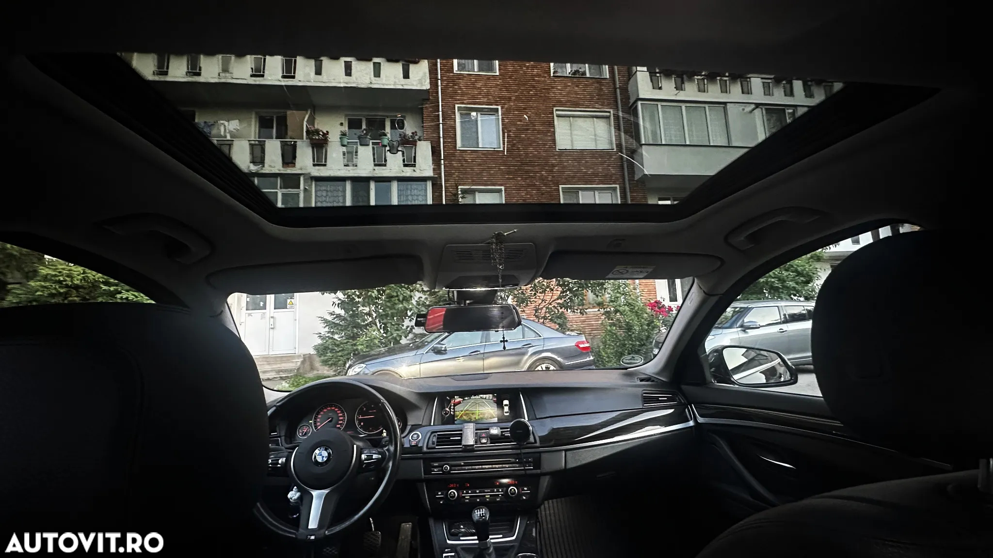 BMW Seria 5 525d Luxury Line - 14