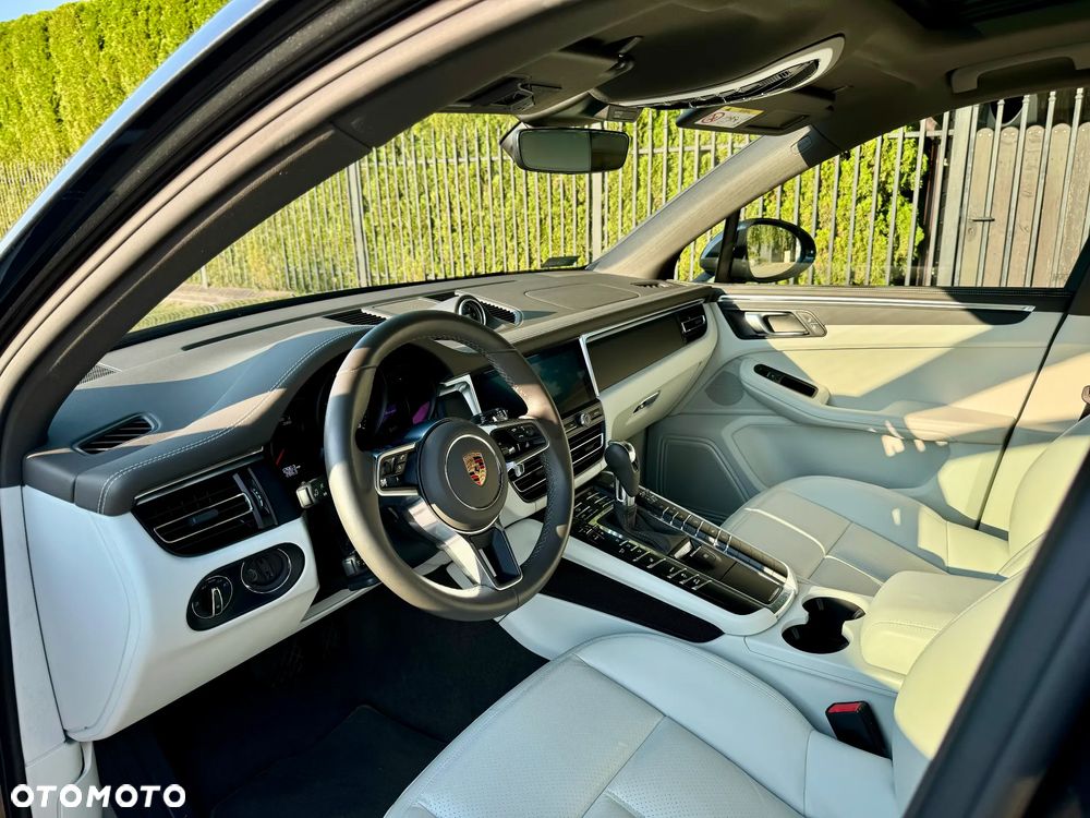 Porsche Macan Standard - 14
