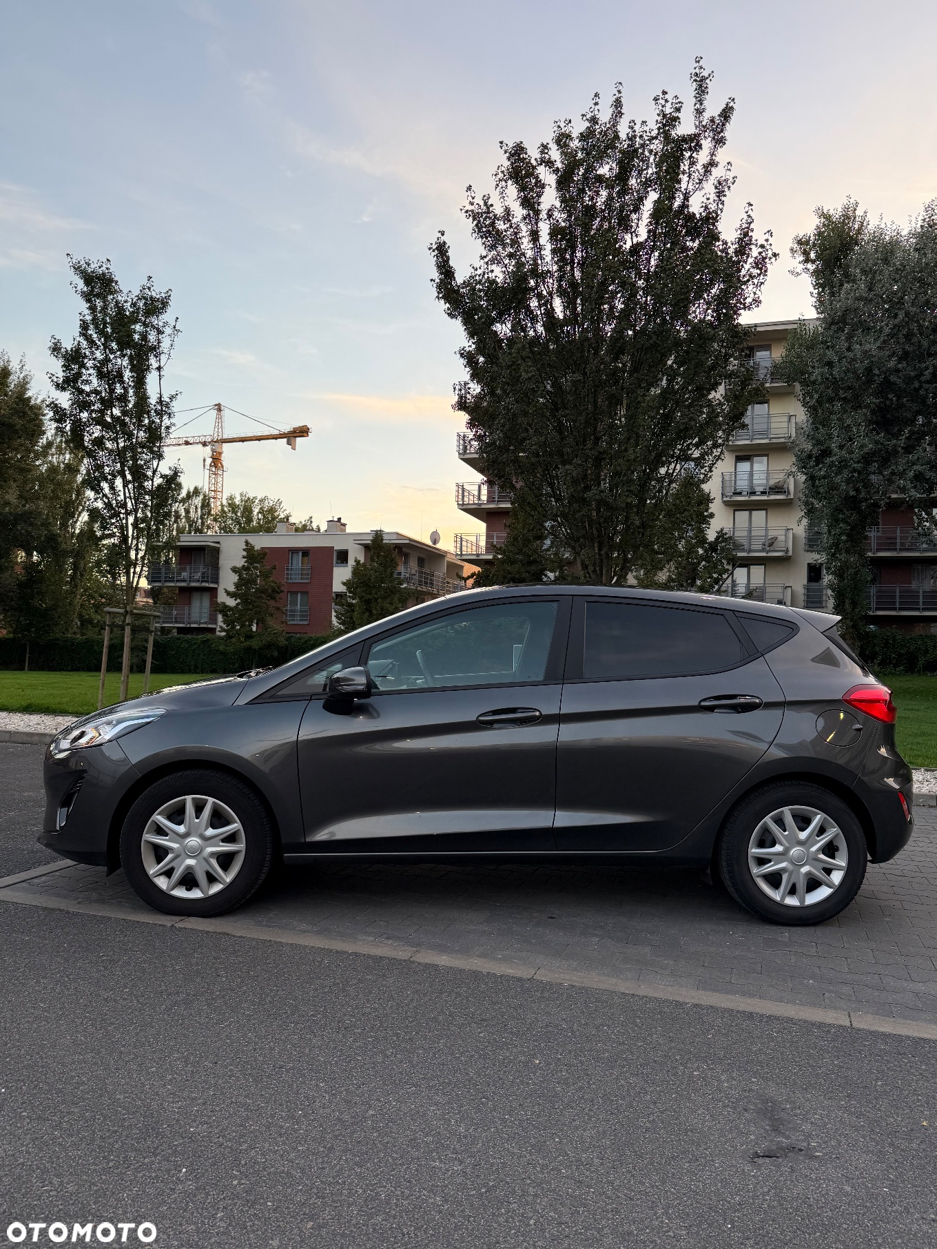 Ford Fiesta 1.0 EcoBoost SYNC Edition ASS - 2