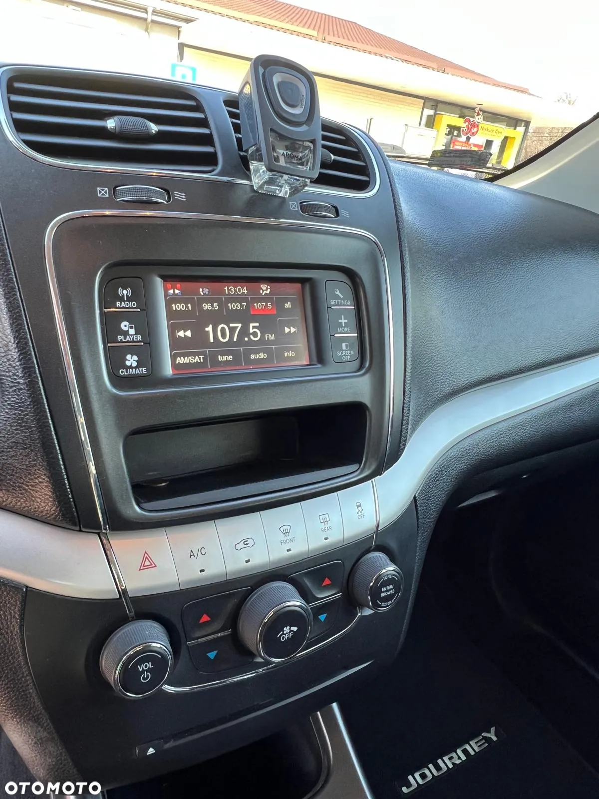 Dodge Journey - 12