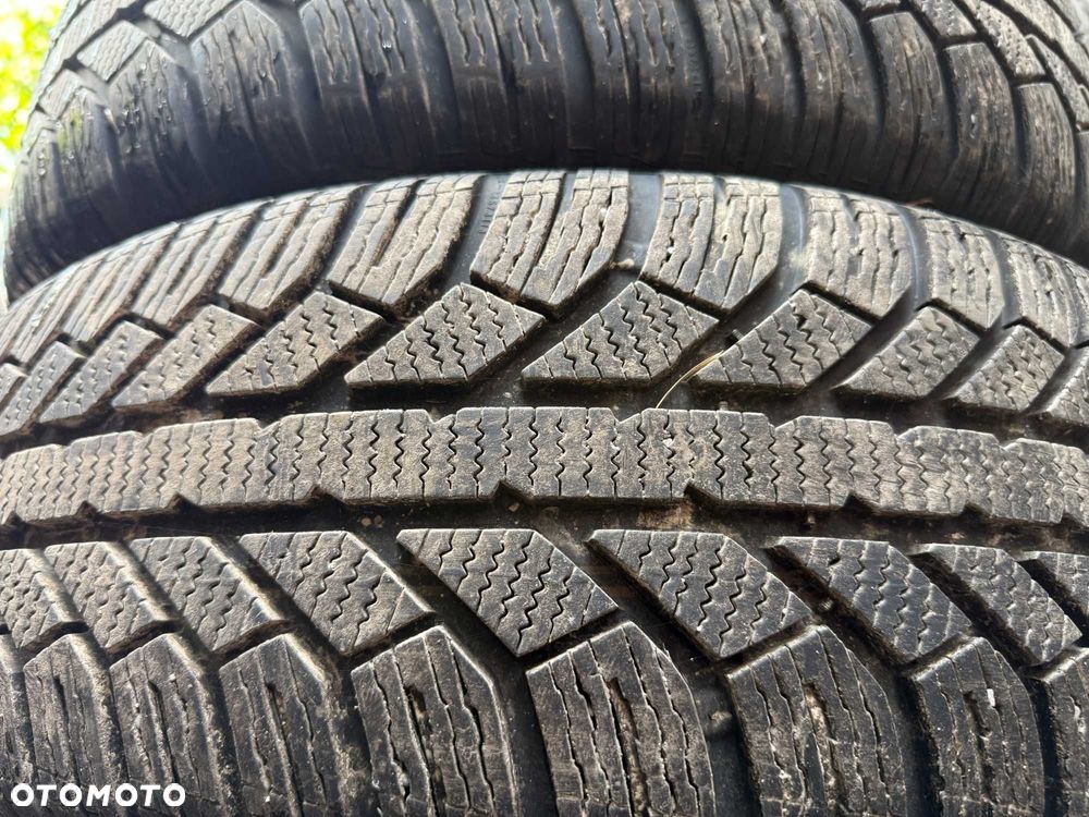 Komplet opon Semperit Master-Grip 2 215/65r16 98H - 2