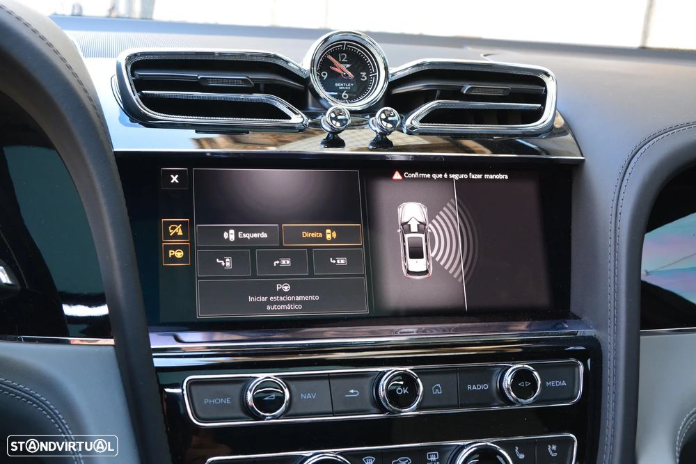 Bentley Bentayga Hybrid - 34