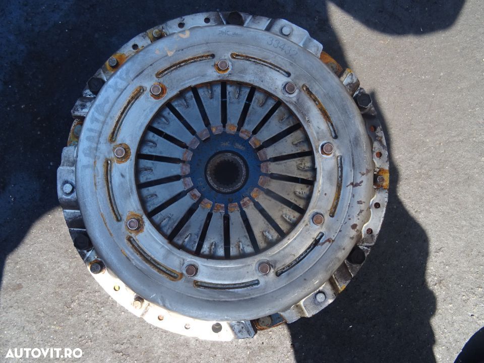 Vand Volanta Placa Disc (Kit Ambreiaj) Hyundai Tucson 2.0 CRDI manuala cu 5 viteze Euro 3 din 2006 - 1