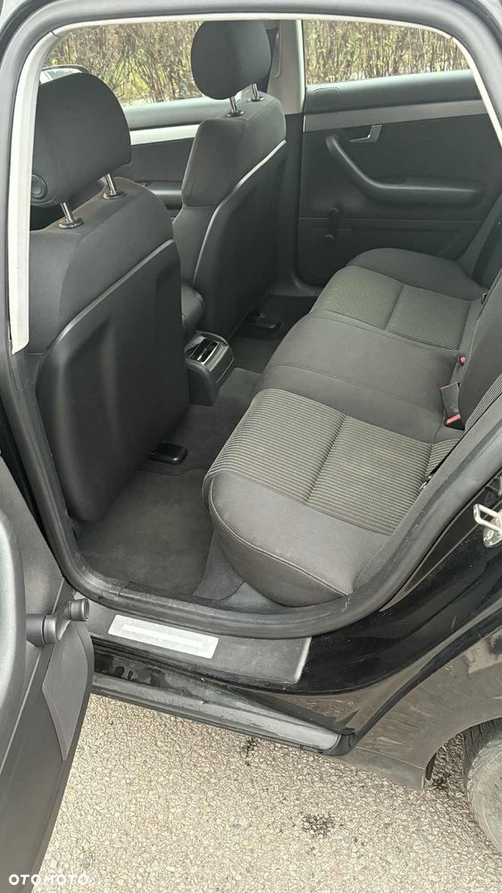 Audi A4 Limousine - 13